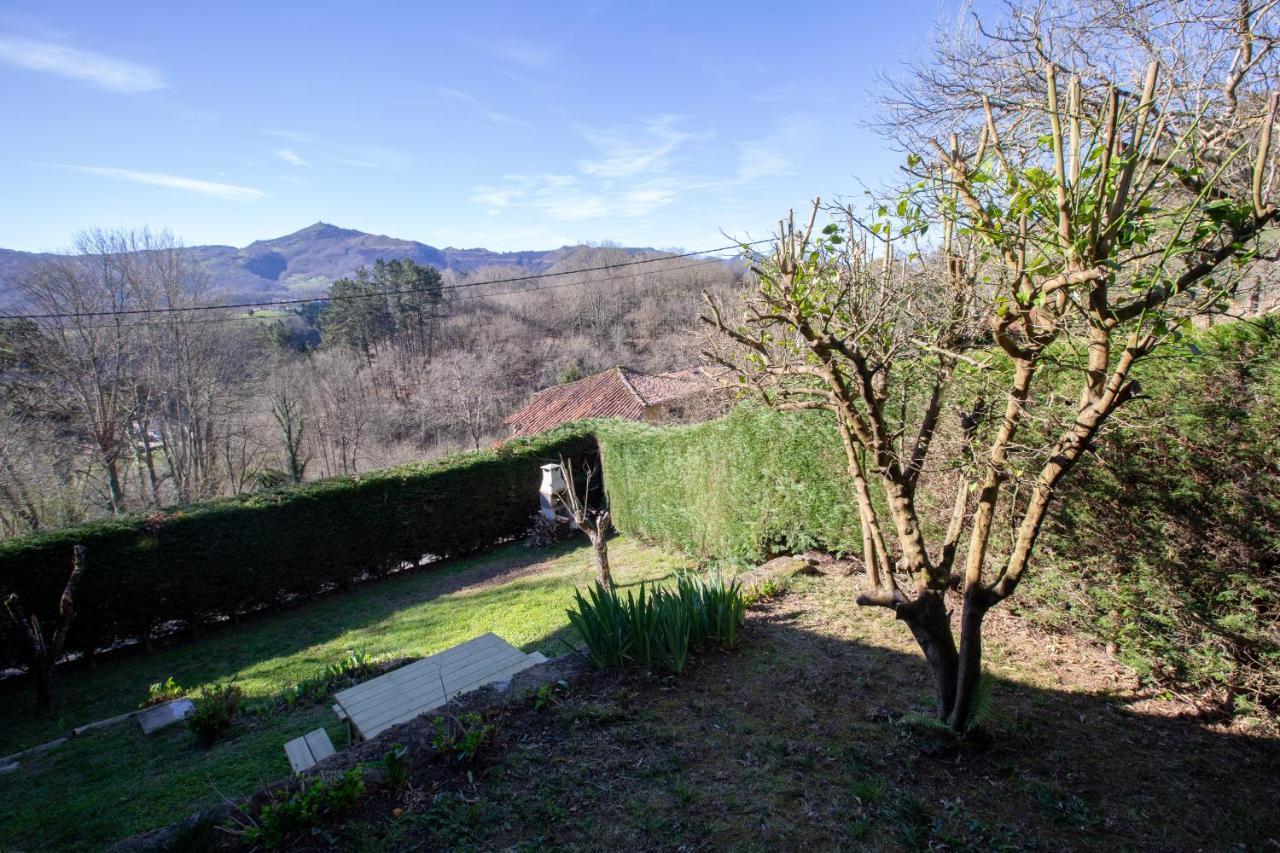 La Casona De Cardes Hotel Cangas de Onis Exterior photo